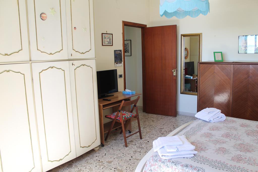 B&B La Contessa Салерно Экстерьер фото